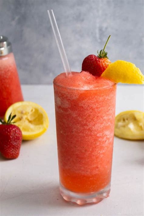 Strawberry Lemonade Vodka Slush Recipe - Elote Sisters