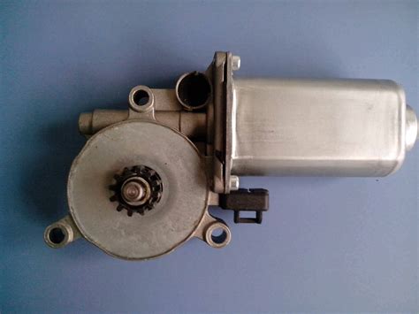 China 12V Waterproof Power Window Motor -Csd71p1 - China Window Motor, Auto Window Motor