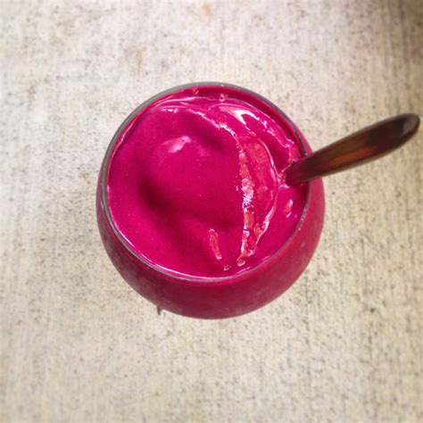 Red Velvet Smoothie - Hippie Chick Foods