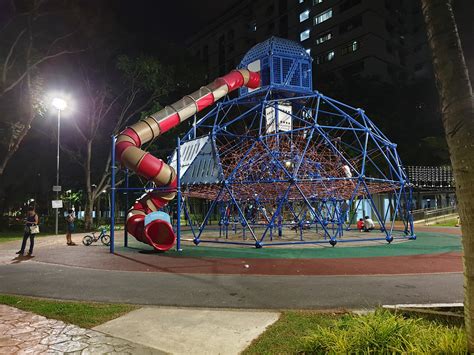 Humongous playground at Woodlands North [picture taken in Dec 19] : r ...