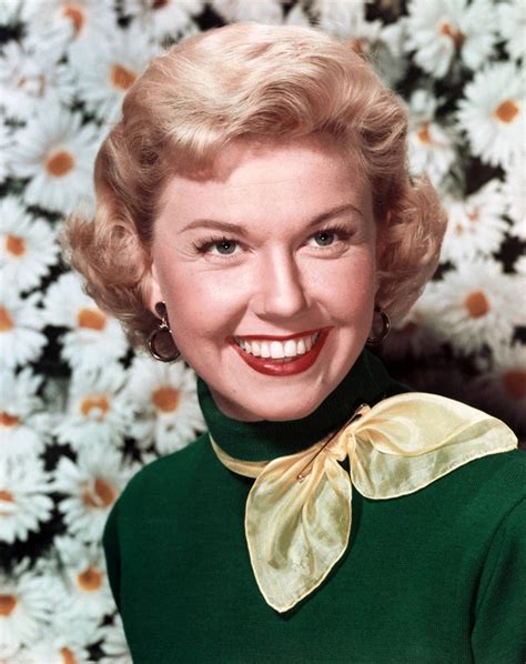 Hollywood Icon Doris Day Celebrates Her 90th Birthday! | LATF USA NEWS