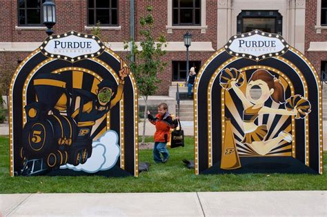 Purdue Homecoming Displays on Campus | Purdue university, Purdue ...