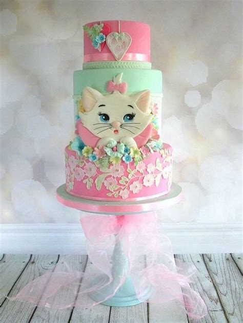 Marie 🎀 - Decorated Cake by Daantje - CakesDecor