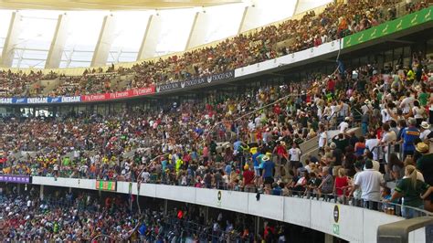 England Test cricket fans' "beer snake" : r/Cricket