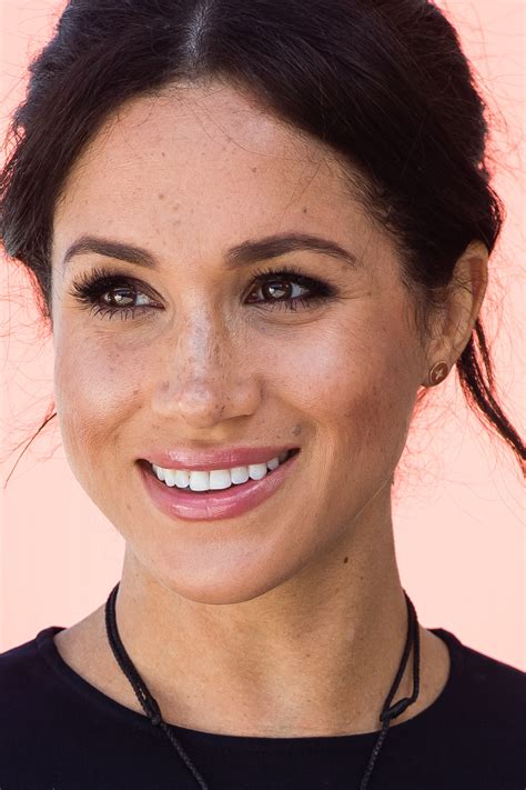 Meghan Markle reveals her dramatic new haircut on her latest Zoom ...