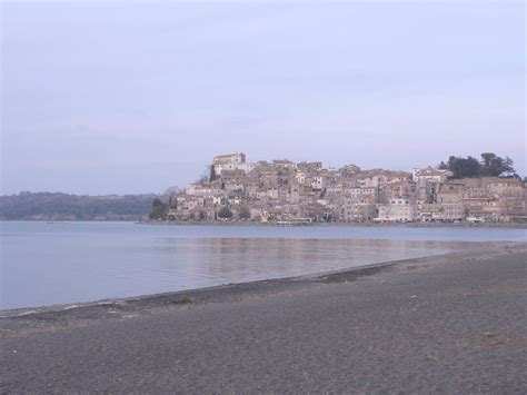 Anguillara Sabazia travel guide: what to do, see, and eat on your trip