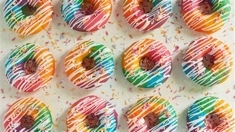 How to Make Baked Rainbow Donuts？