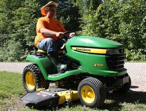 2011 John Deere Select Series X500 Review | Tractor News