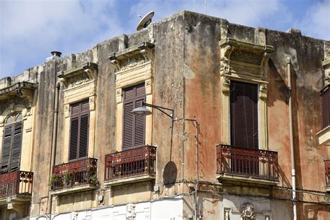 Brindisi - Old Town Centre (1) | Polignano | Pictures | Geography im Austria-Forum