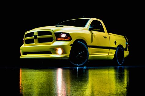 Dodge Unveils Ram 1500 Rumble Bee Concept