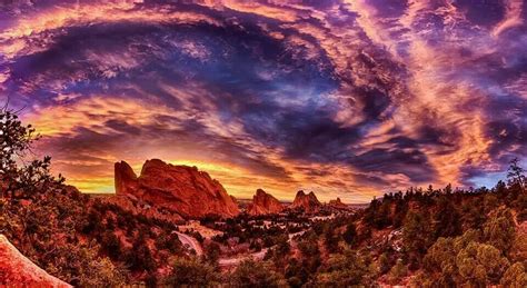 Panorama of sunrise @ Garden of the Gods | Sunset today, Monument ...