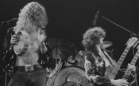 Watch Led Zeppelin’s Stunning ‘Stairway To Heaven’ Live at Earls Court in 1975 | I Like Your Old ...