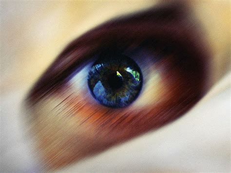 Scratched cornea vs. pink eye: Symptoms, causes, and treatment