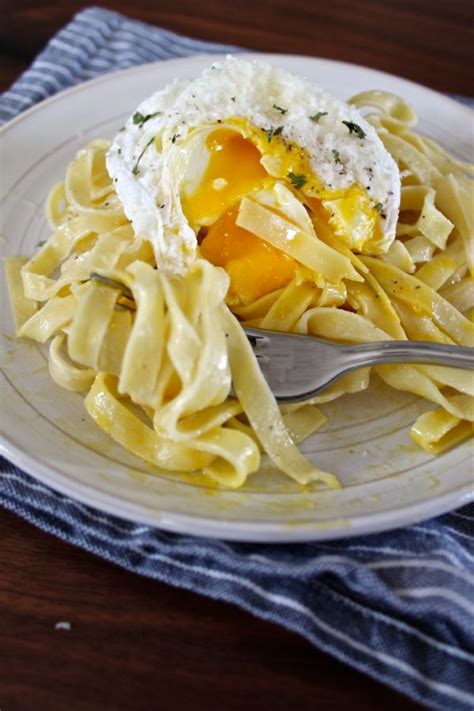 Creamy Parmesan Pasta with a Poached Egg - thekittchen