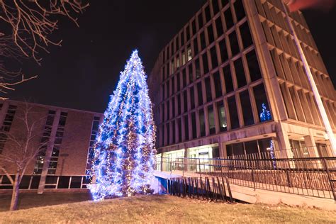 University Of Windsor Lights Up For Christmas | windsoriteDOTca News ...