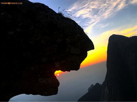 Kolukkumalai Sunrise View TrampTraveller