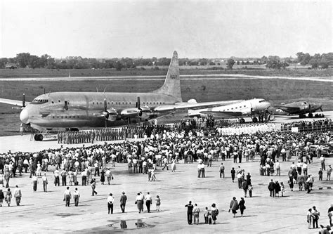 The ceremony for Orchard Place Airport's renaming to O'Hare Field draws a crowd on Sept. 18 ...