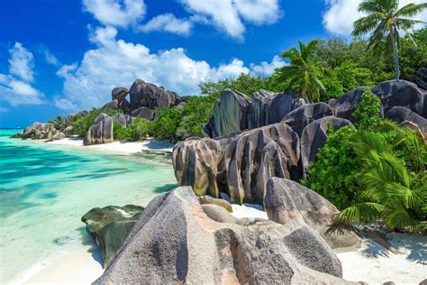 Anse Source d'Argent La Digue, Seychelles - Earth.com