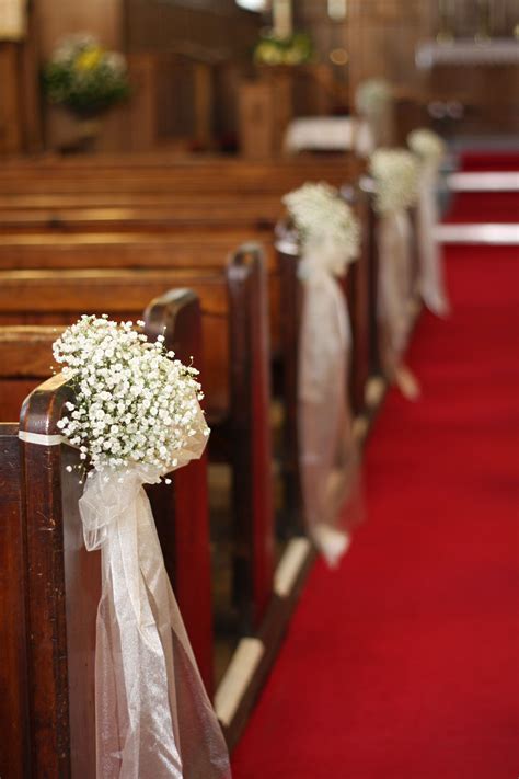 Pin de Buttercup Wedding and Event Fl em Gypsophelia Baby's Breath | Decoração igreja casamento ...