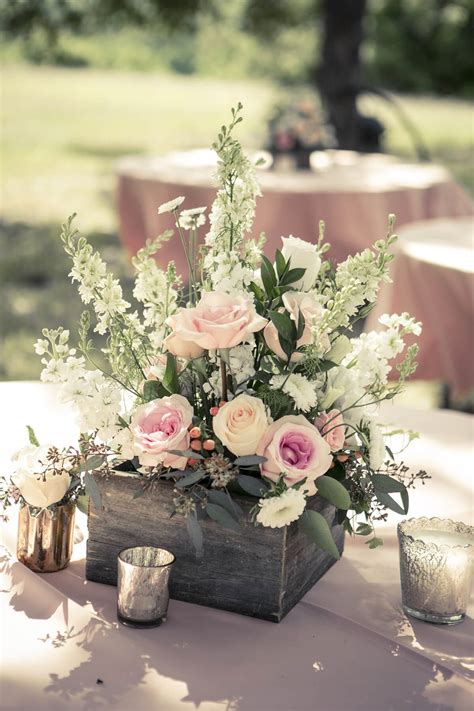 25 Best Rustic Wooden Box Centerpiece Ideas and Designs for 2017