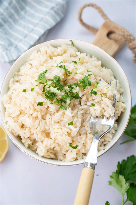 Garlic Butter Rice - Everyday Delicious