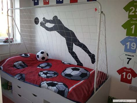 Soccer Bedroom Decor / Boys Soccer Theme Bedroom Decor | E's room ideas ...