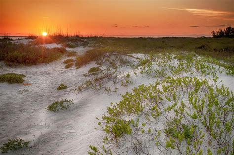 Lido Beach Sunset Photograph by Mick Burkey - Fine Art America