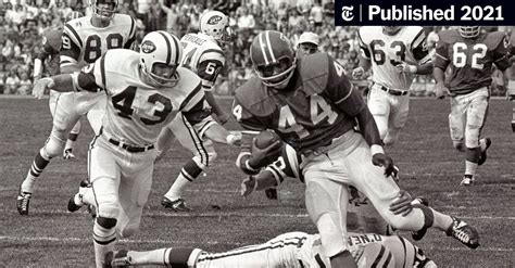 Floyd Little, Star Running Back for Syracuse and Broncos, Dies at 78 - The New York Times