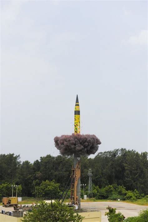 India successfully test fires BrahMos missile | Indiablooms - First ...