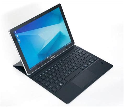 Samsung Introduces First 4K OLED Laptop Display