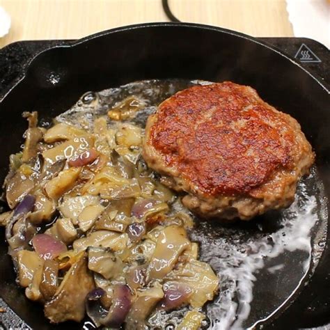 Authentic Mushroom Swiss Burger Recipe - Cooking Frog