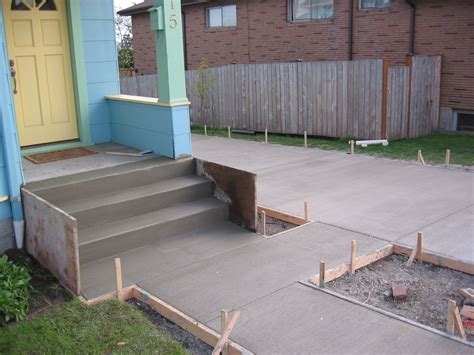 Photo Detail: The fancy new front steps, still wet