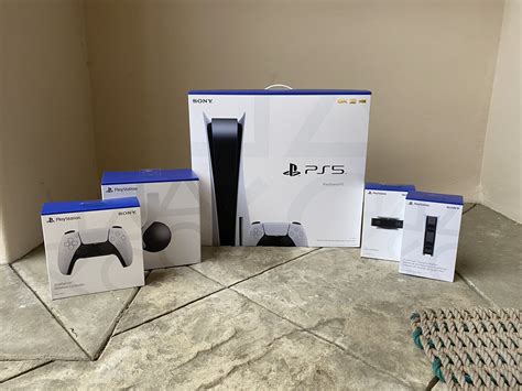 Ps5 Box - Sony S Ps5 Game Box Design Looks Similar To Ps4 Cd Cases ...