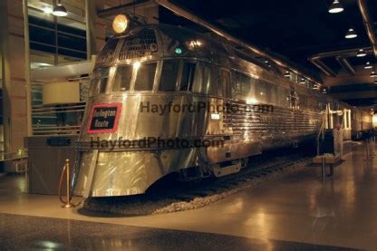 Museum of Science and Industry, Pioneer Zephyr, Chicago, IL. - Hayford ...