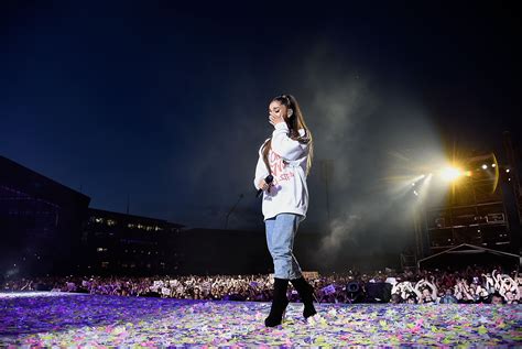 Ariana Grande Resumes Tour After Manchester Bombing | TIME