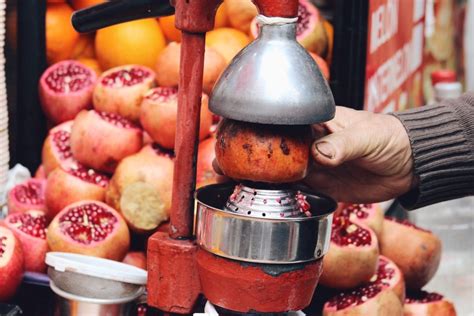 The Best Street Food in Istanbul: 10 Dishes You Need to Try - Days to Come