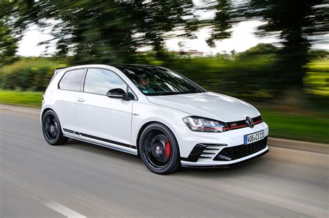 Volkswagen Golf GTI Clubsport S Review (2020) | Autocar