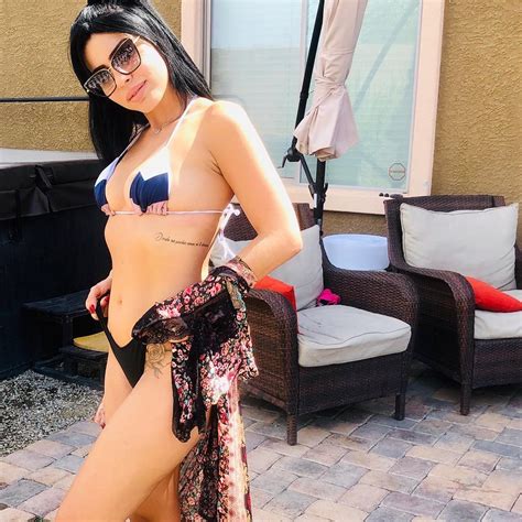 '90 Day Fiance' Star Larissa Defends 'Provocative' Instagram