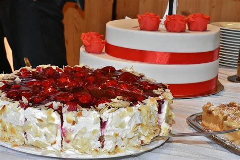 Free photo: Wedding Cake, Cake, Rose, Ornament - Free Image on Pixabay - 1787104