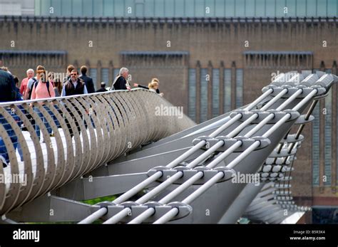 Millennium Bridge "wobbly", London, United Kingdom Stock Photo - Alamy