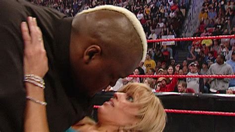 Viscera kisses Lilian Garcia: Raw, May 23, 2005 | WWE