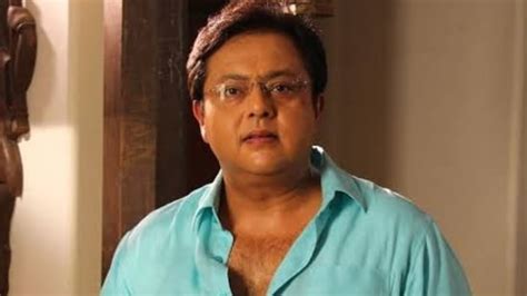 Om Shanti Om actor Nitesh Pandey dies of suspected heart attack in a ...