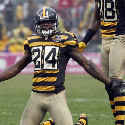 Pittsburgh Steelers Throwback Uniforms: Grading the Outlandish Retro ...