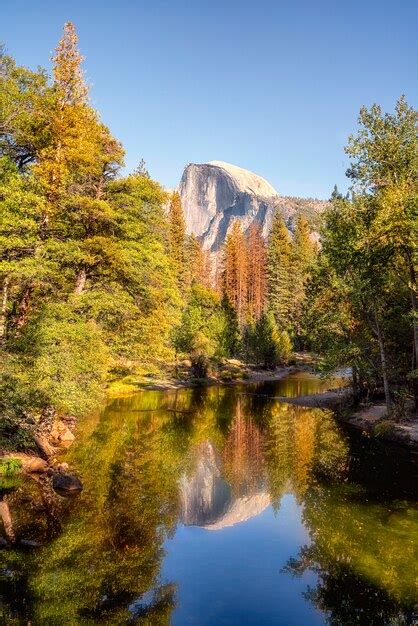 Premium Photo | The dome in yosemite during fall season