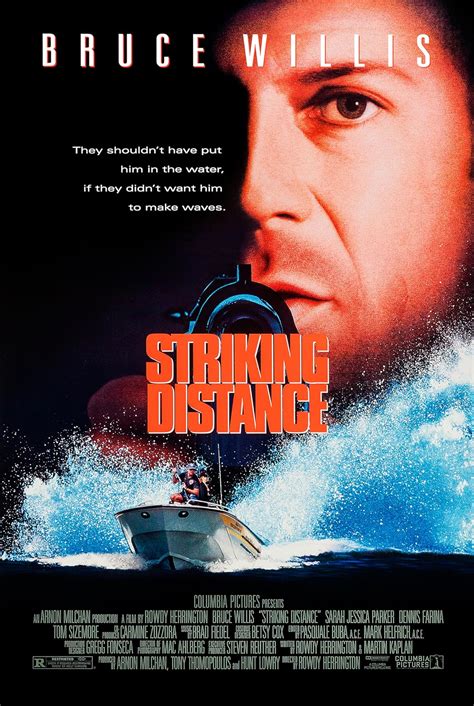 Striking Distance (1993)