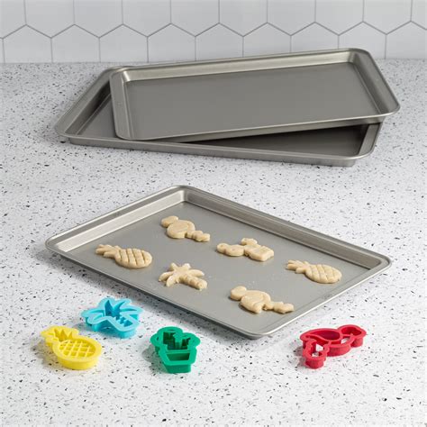 Tasty Non-Stick Cookie Sheet Baking Pan Set, 3 Piece, with 4 Cookie ...