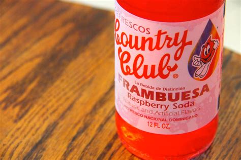 Taste of the Caribbean: Country Club Frambuesa Soda, Rico en Alegria Dominicana | Dominican Republic