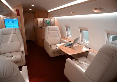 Bombardier Challenger 604 | Le Bas International - Air Charter Worldwide