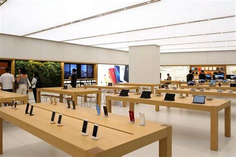 First Apple store inside an airport complex to open on Saturday at ...