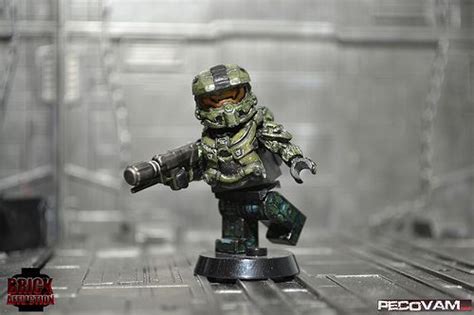 Halo 4 Master Chief Minifigure | Custom LEGO Minifigures